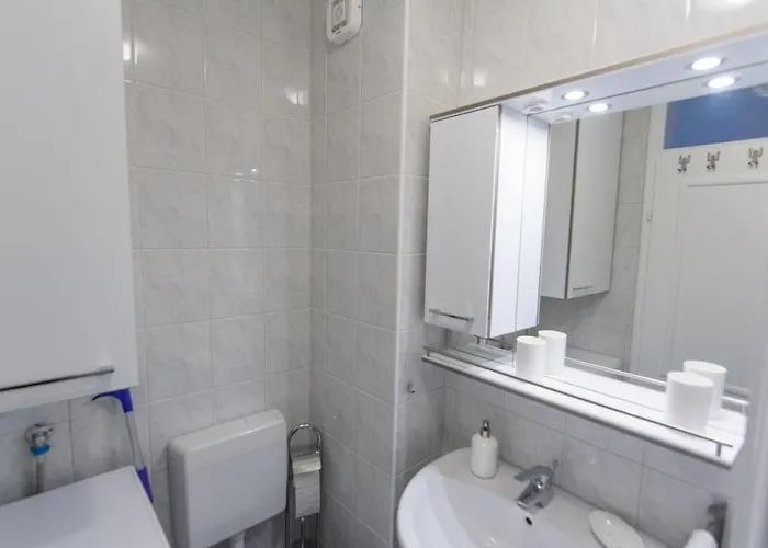 M And C Biograd Na Moru