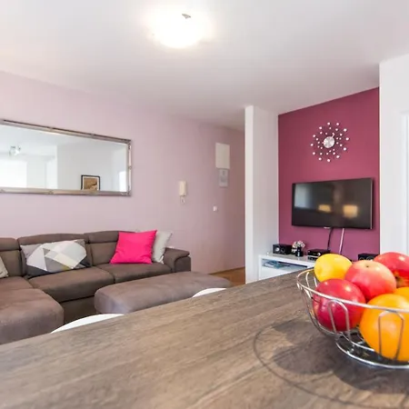 Apartman M And C *